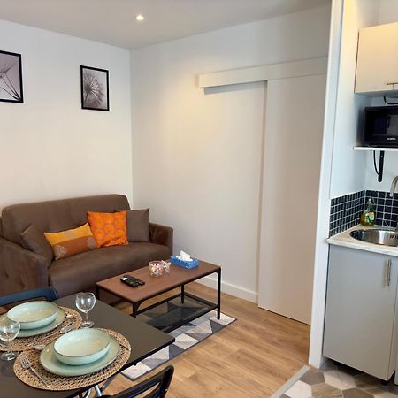 Superb And Elegant Apartment In Paris' Heart Exteriör bild
