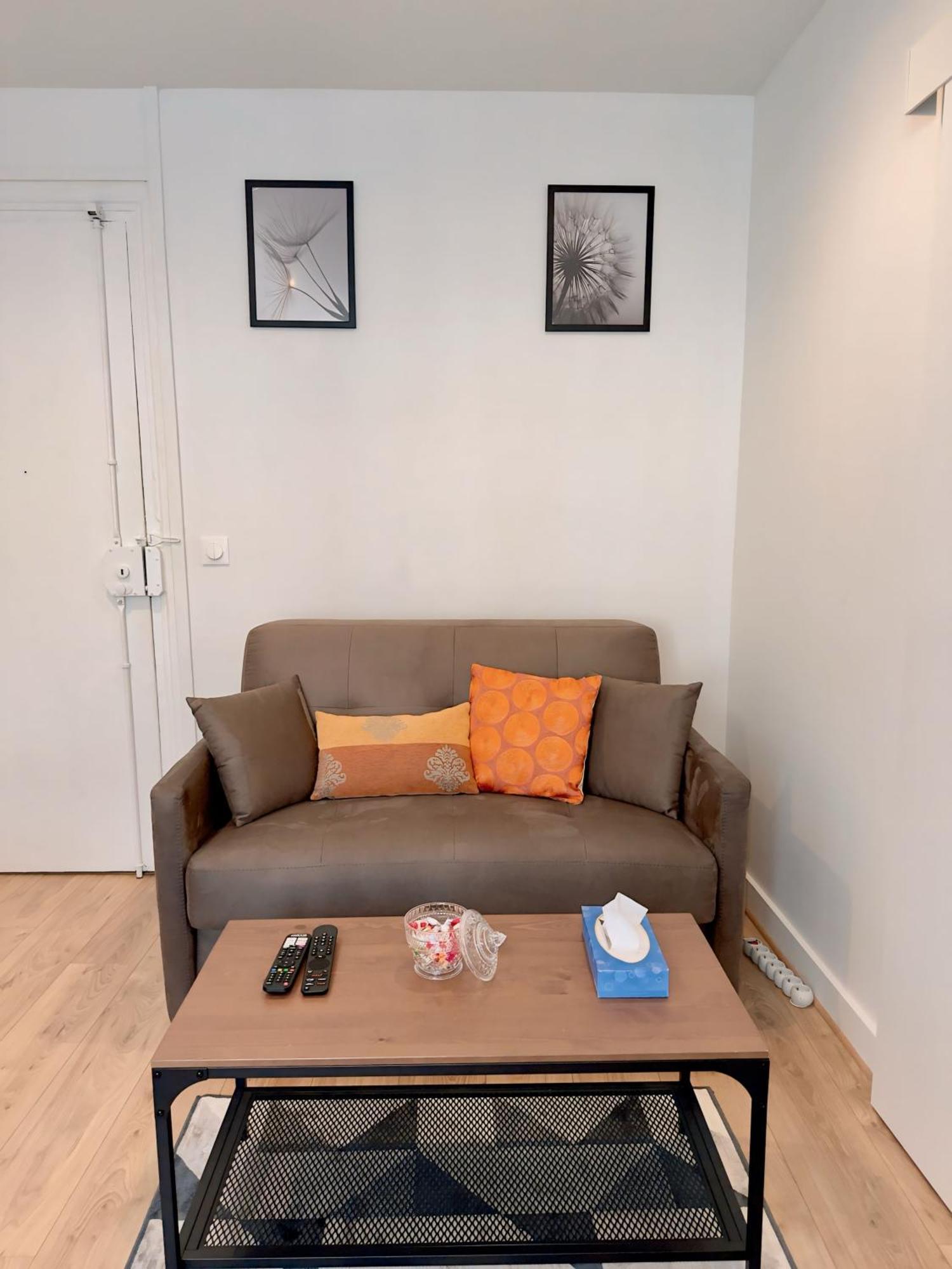 Superb And Elegant Apartment In Paris' Heart Exteriör bild